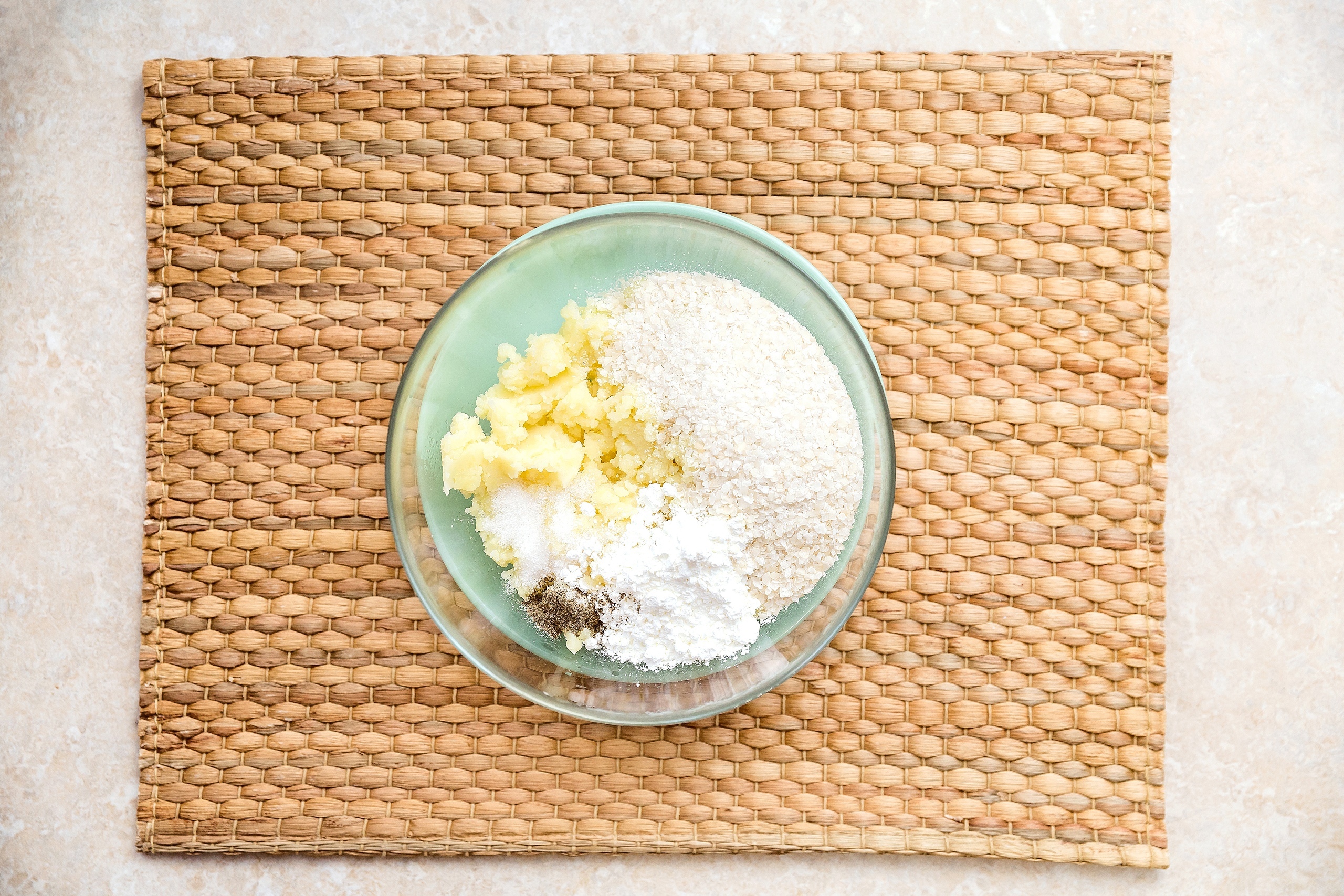 Картофельными оладьями с рисовыми хлопьями